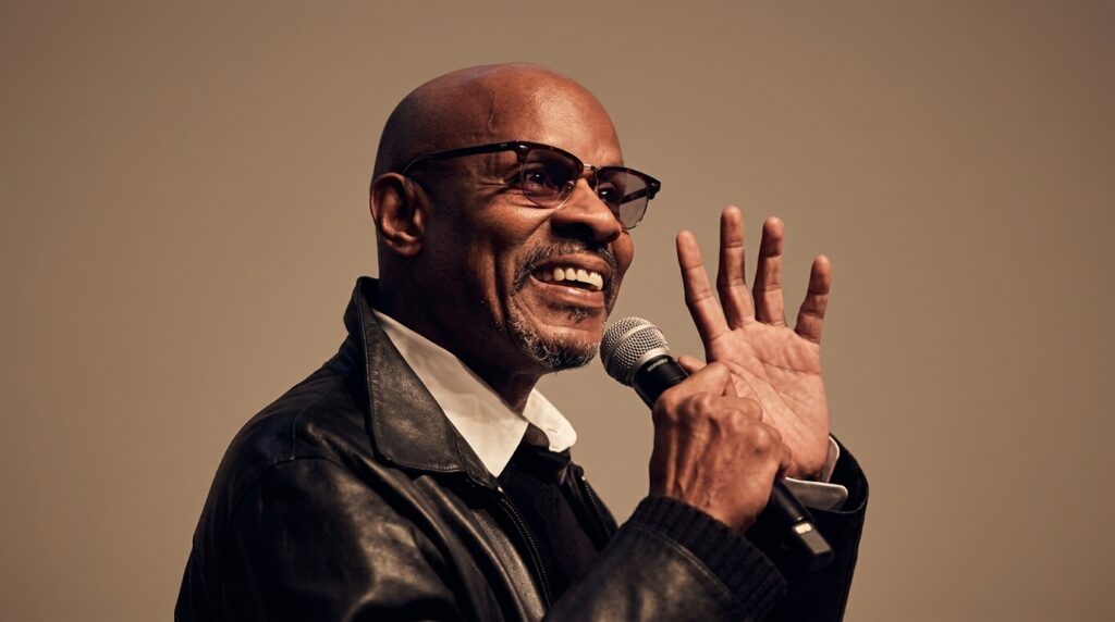 Avery Brooks Net Worth (2026): Complete Biography, Career Earnings & Wealth Breakdown